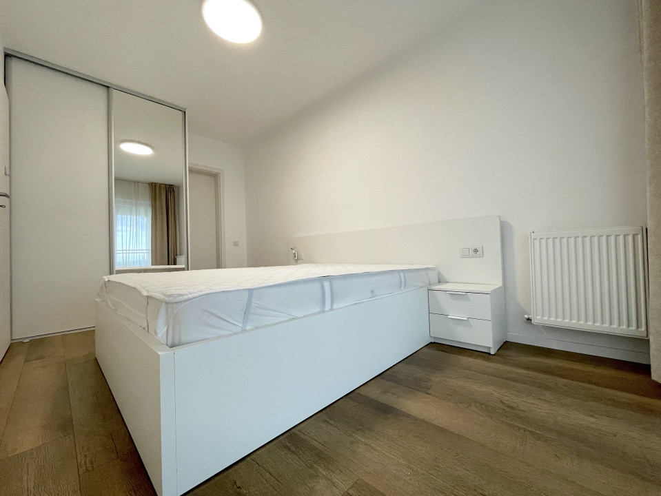 Apartament ultrafinisat cu 3 camere, 2 băi și parcare în Viva City