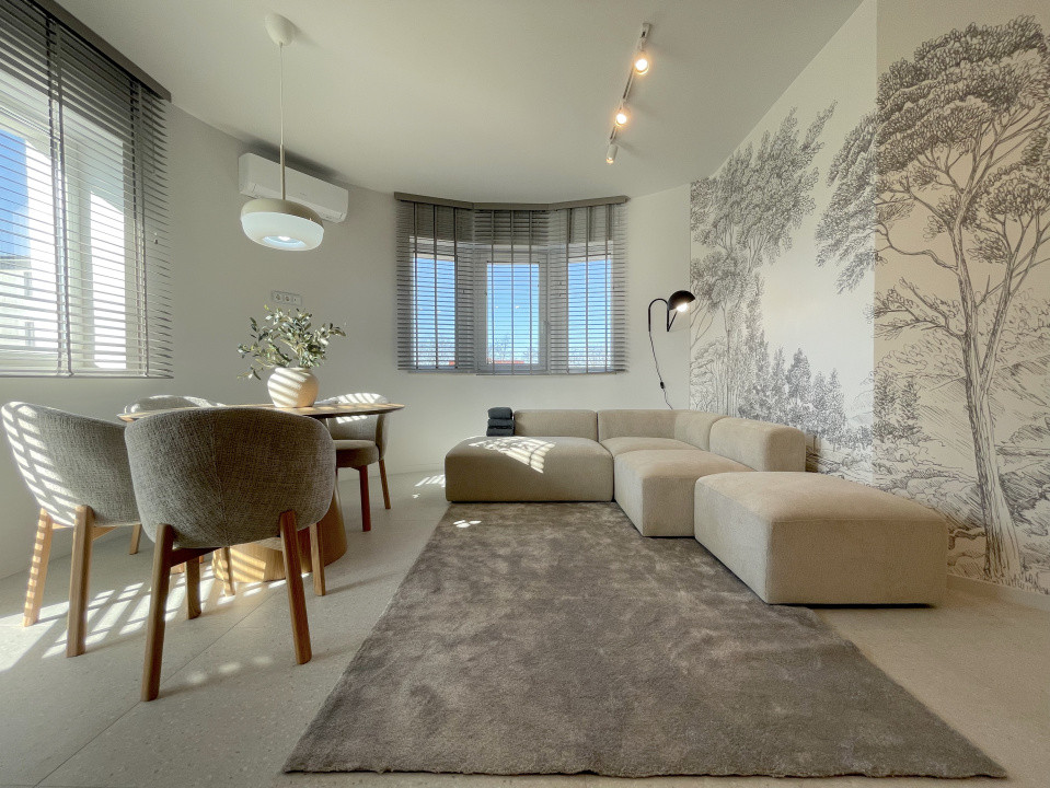 Apartament ultrafinisat de 3 camere la prima închiriere!