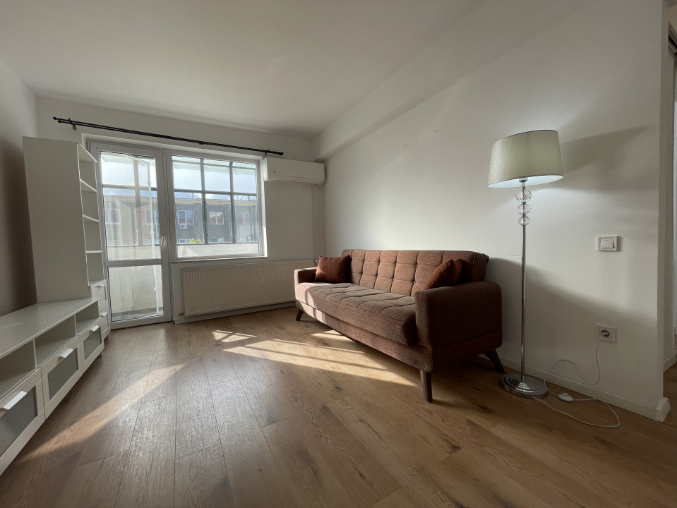 Apartament 3 camere renovat pe str. Horea