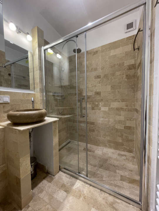 Apartament 3 camere renovat pe str. Horea